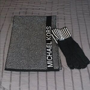 Michael Kors Black and White Scarf and Gloves Set